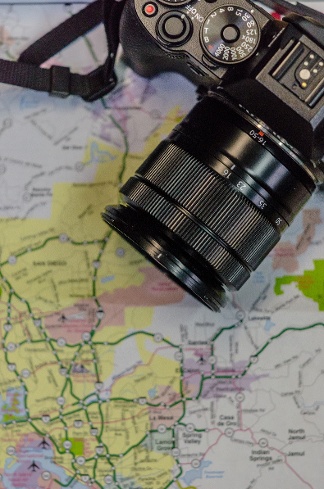 Put Yourself in Your Vacation Photos!