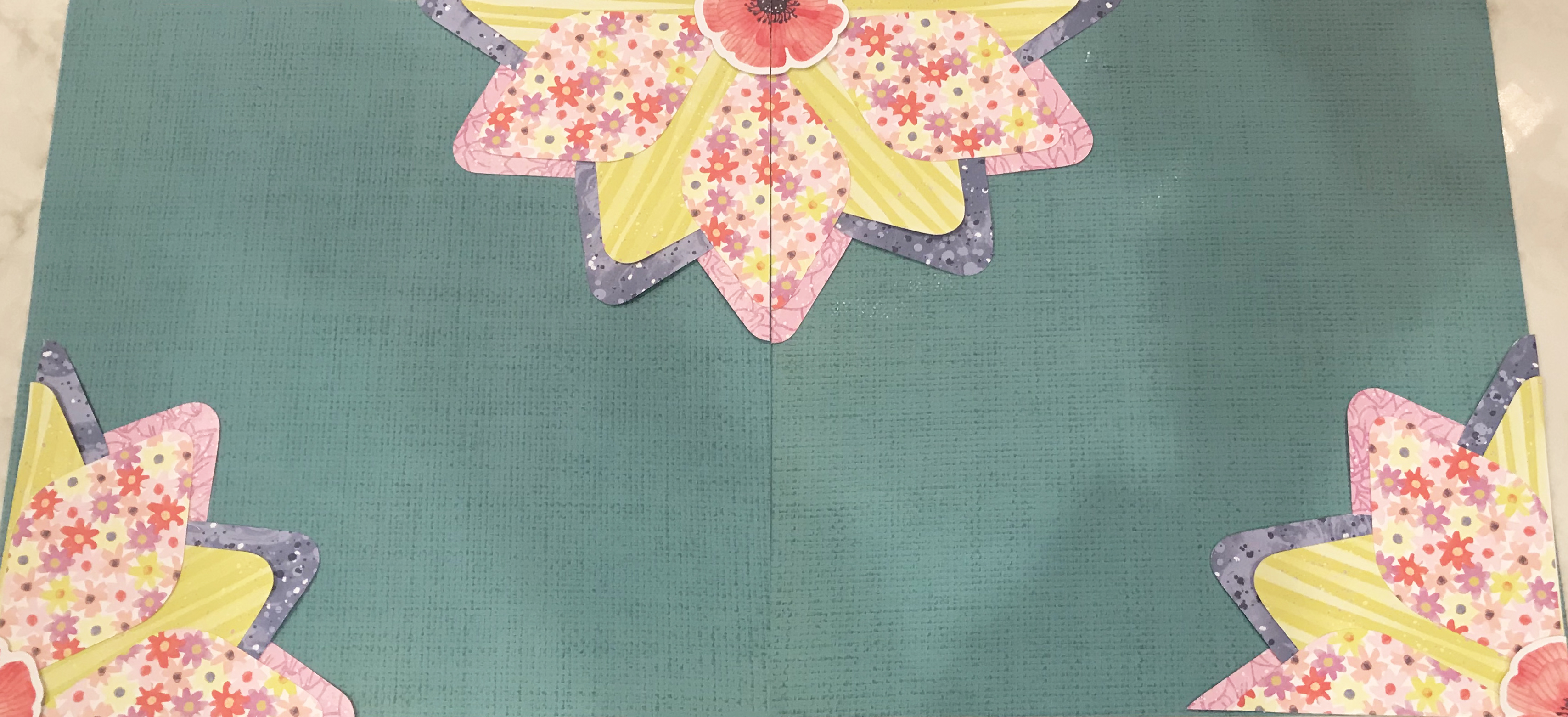 Flower-Scrapbok-Layout-Gemstone-Patterns-Sketch-Creative-Memories5