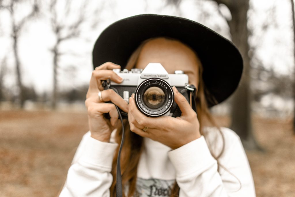 Tips To Photograph Your Happy Moments